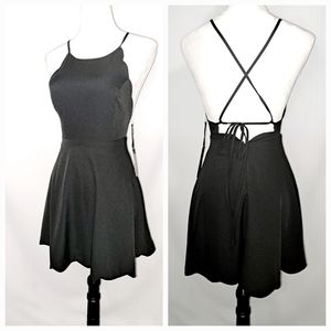 NWT! LULU'S "Play On Curves"  Mini Backless Black Dress
